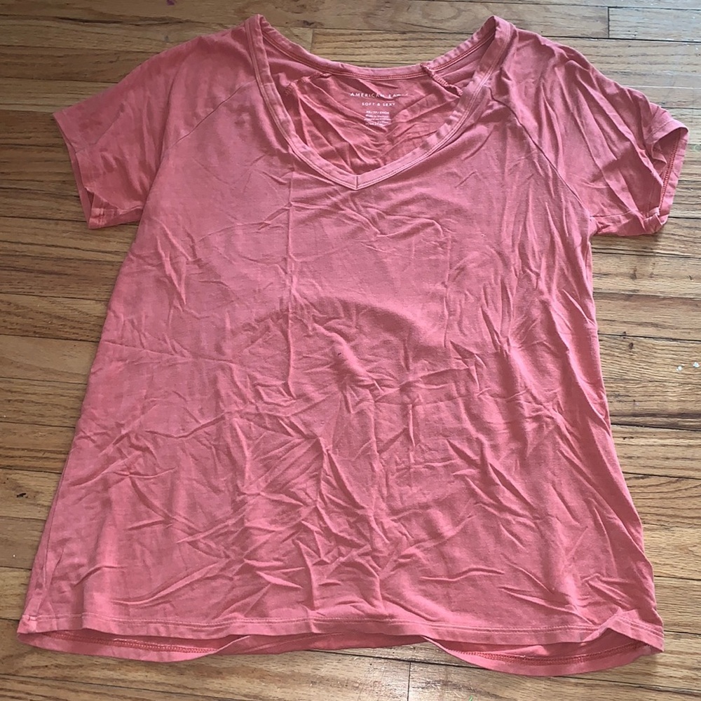 basic american eagle shirt in orange